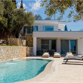 3 bedroom villa with pool & sea views, Makrades, sleeps 6